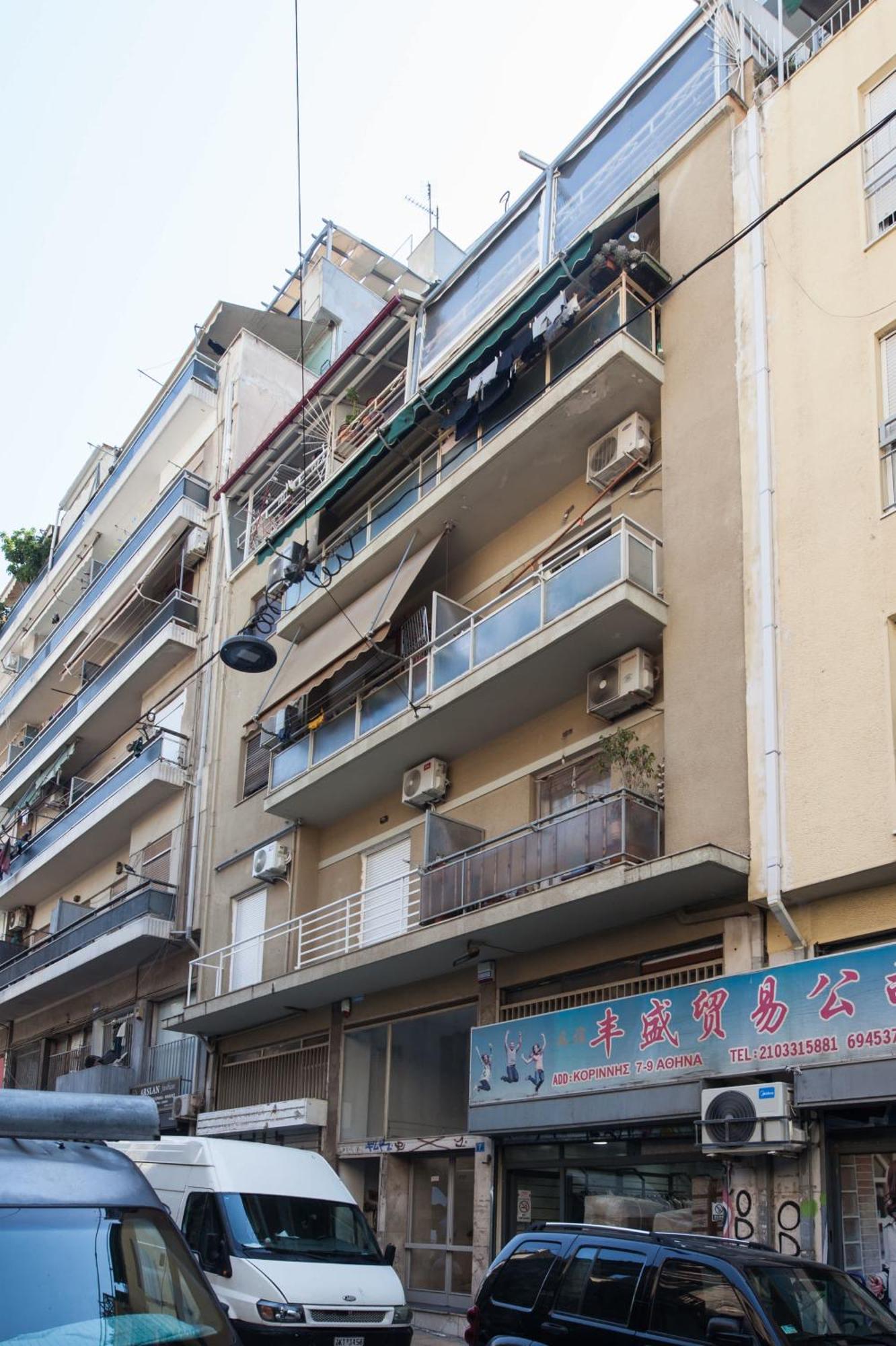 Central 2 Bd Apt With Balcony By Monastiraki アテネ エクステリア 写真