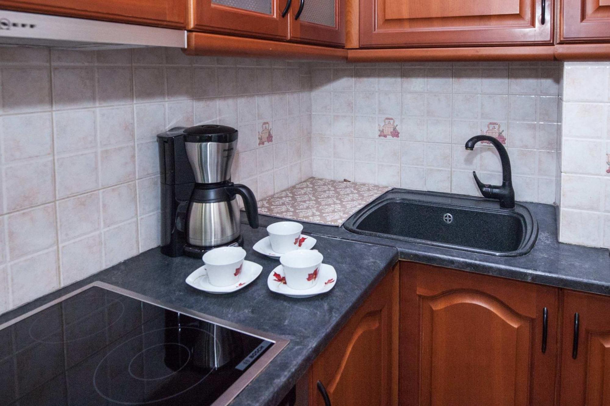 Central 2 Bd Apt With Balcony By Monastiraki アテネ エクステリア 写真
