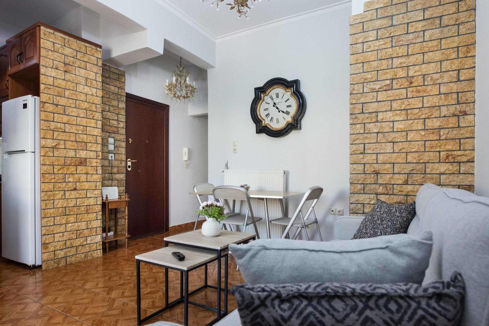 Central 2 Bd Apt With Balcony By Monastiraki アテネ エクステリア 写真